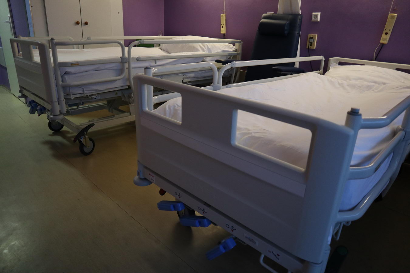Na 17 oddeleniach sa už nachádza 513 nových lôžok Na 17 oddeleniach sa už nachádza 513 nových lôžok