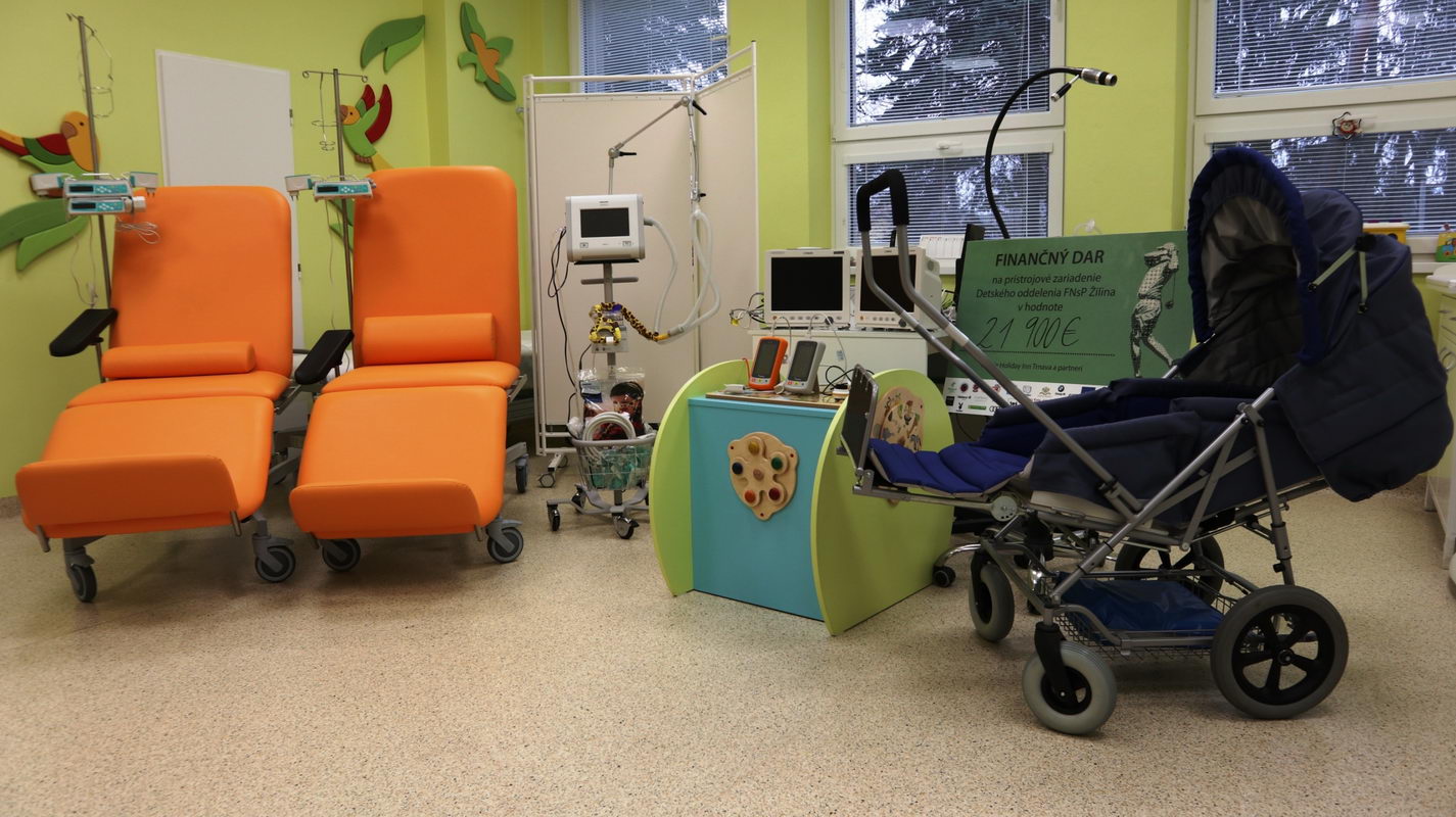 Nové prístroje a vybavenie žilinskej pediatrie Nové prístroje a vybavenie žilinskej pediatrie